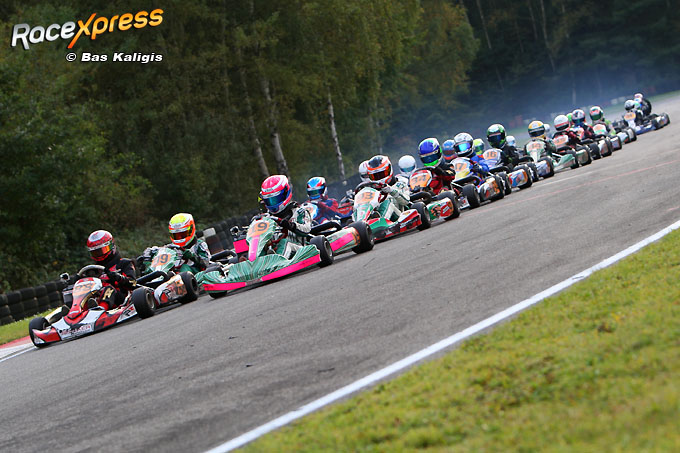 Luna Bloem start vanaf de voorste startrij MiniMax